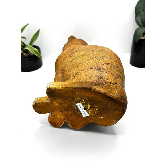 Handcrafted Resin Cat Sculpture Figurine - Picture 6 of 8